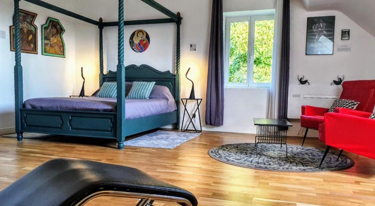 Les Hauts De Domme - Chambres D'Hotes Bagian luar foto
